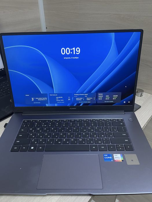 Ноутбук в идельном состоянии