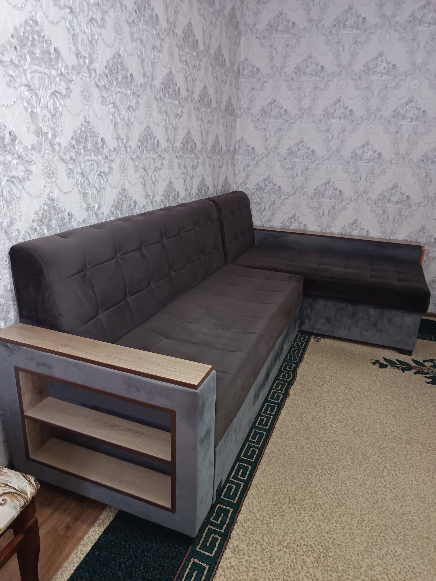 Диван рассклодной