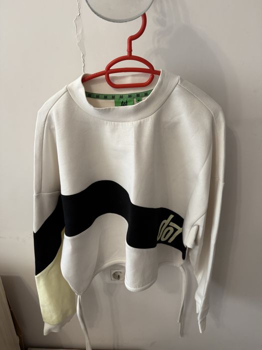 Дамски блузки в различни цветове