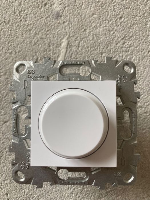 Schneider Unica-бял димер