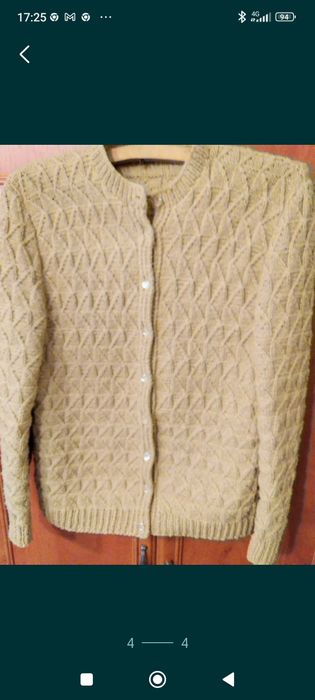 Pulovere lînă tricotate manual mar L