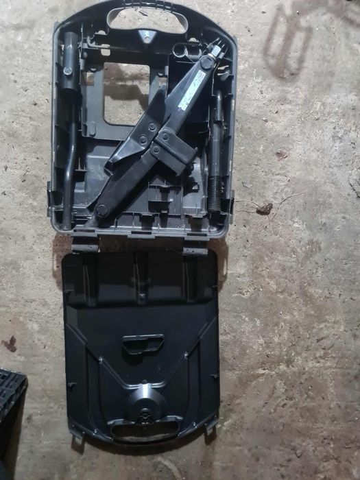 Trusa chei si cric opel vivaro / renault trafic / fiat talento