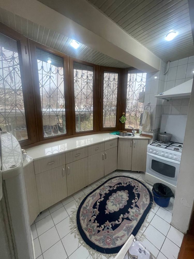 Себзор  2 хона 1 этаж 9 қаватли дом 58 квадрат аринтир офтоб 73.500$