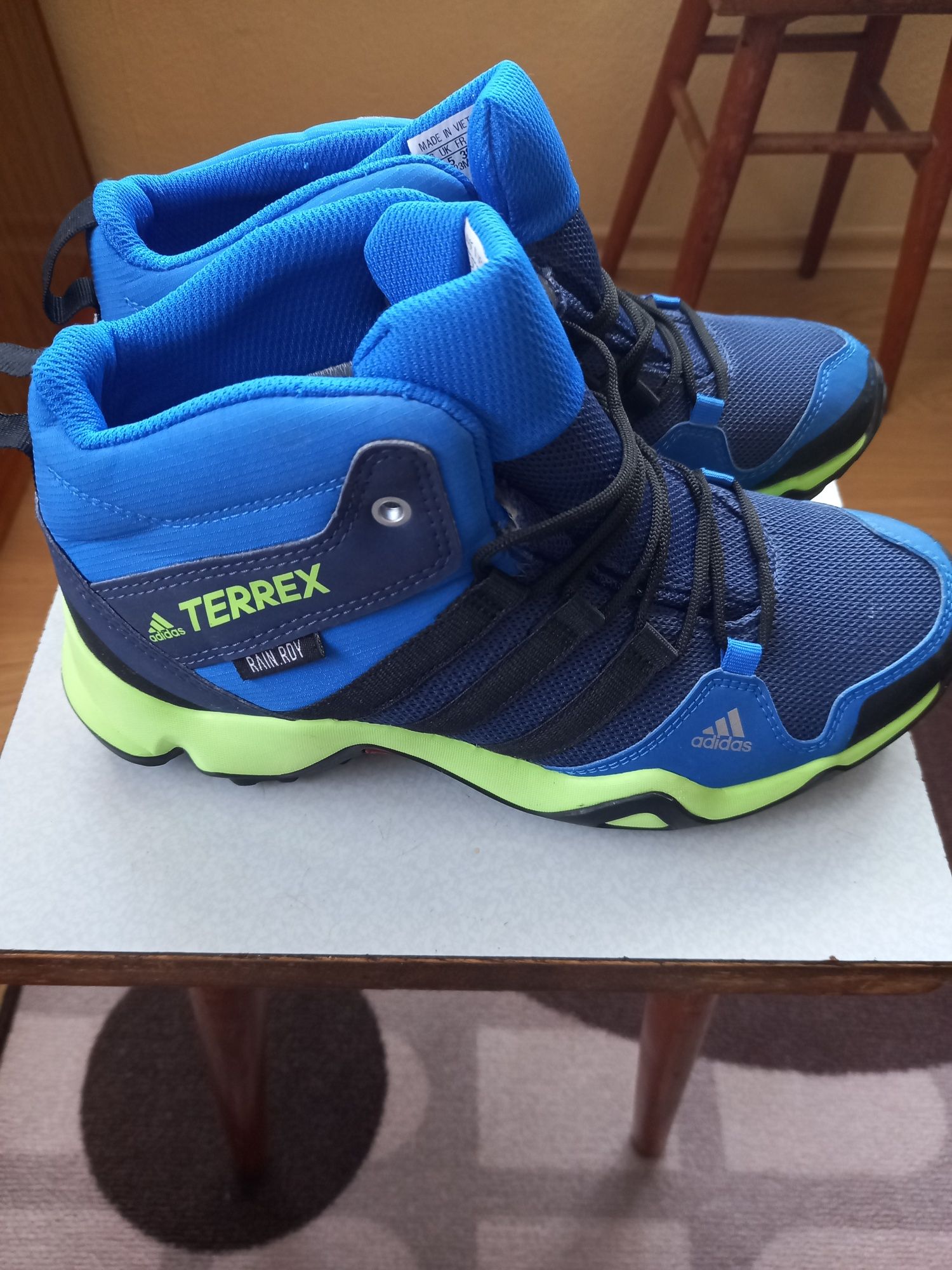 Маратонки Adidas Terrex