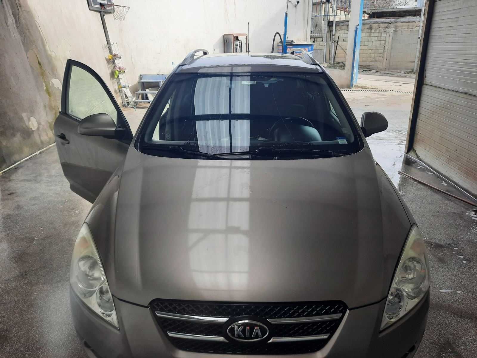 Лек автомобил KIA CEED 1.6CDRI 2007г.