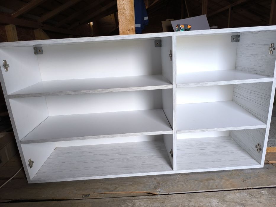 Corp suspendat bucatarie