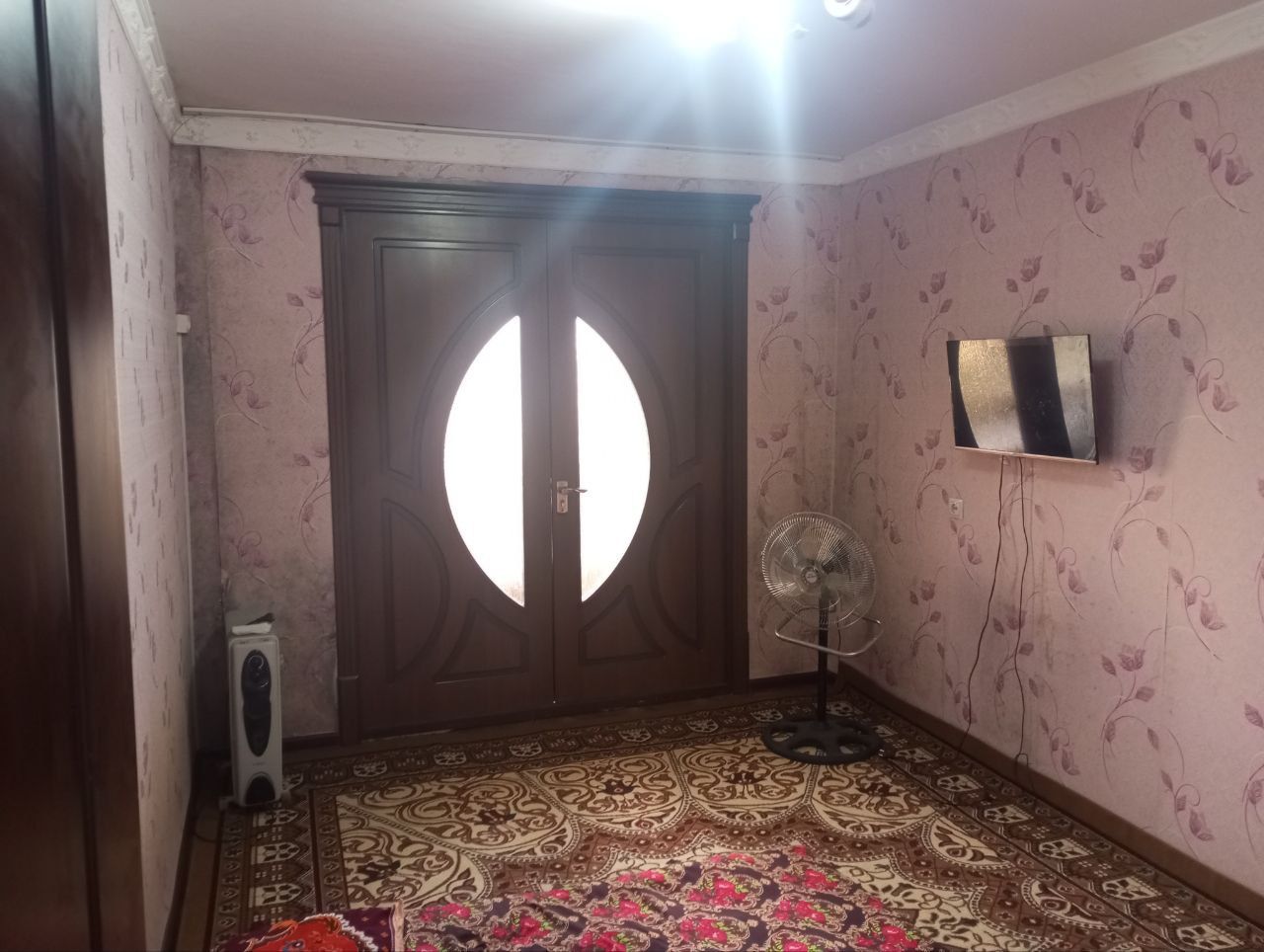 Uy ijaraga beramiz tozza va ozoda tutish sharti bn