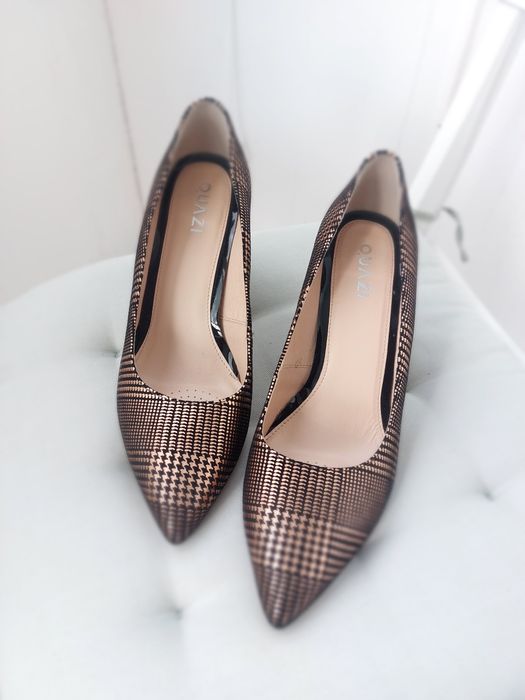 Обувки QUAZI, размер 40