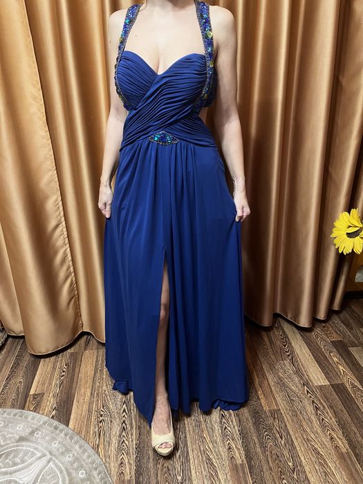 Rochie seara albastra cu pietre