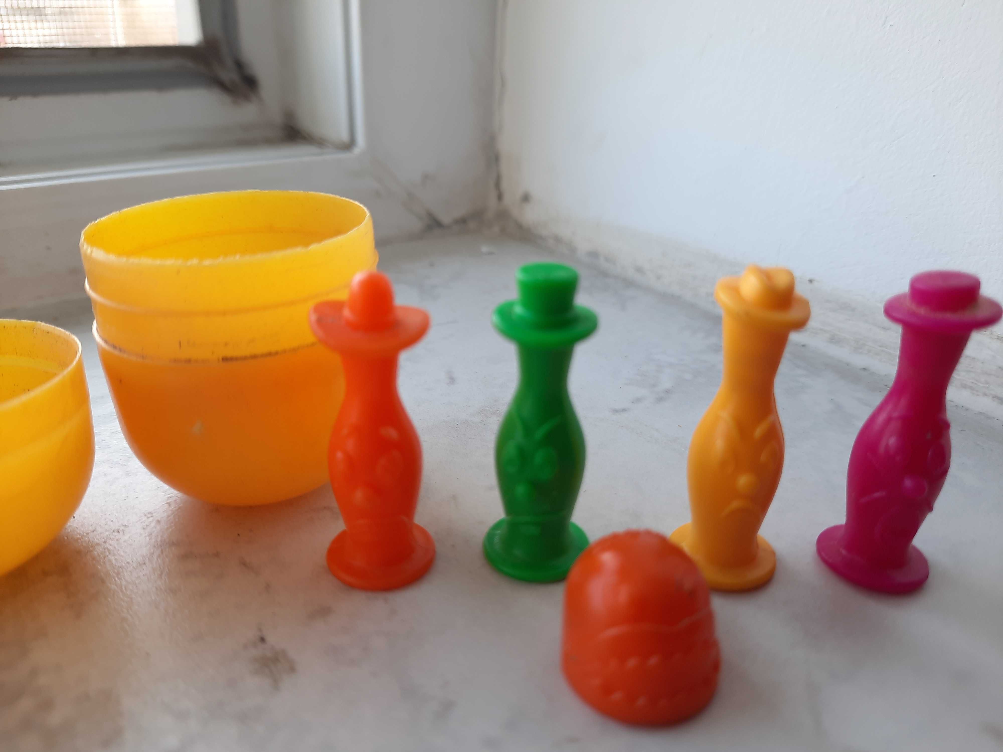Jucarie_Jucarii_Joc copii set 4 Mini popice+bila_oua Kinder_anii 1990
