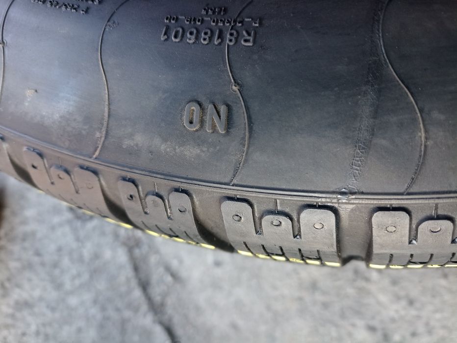 4 anvelope de iarna Pirelli 265/45 R18 dot 2019