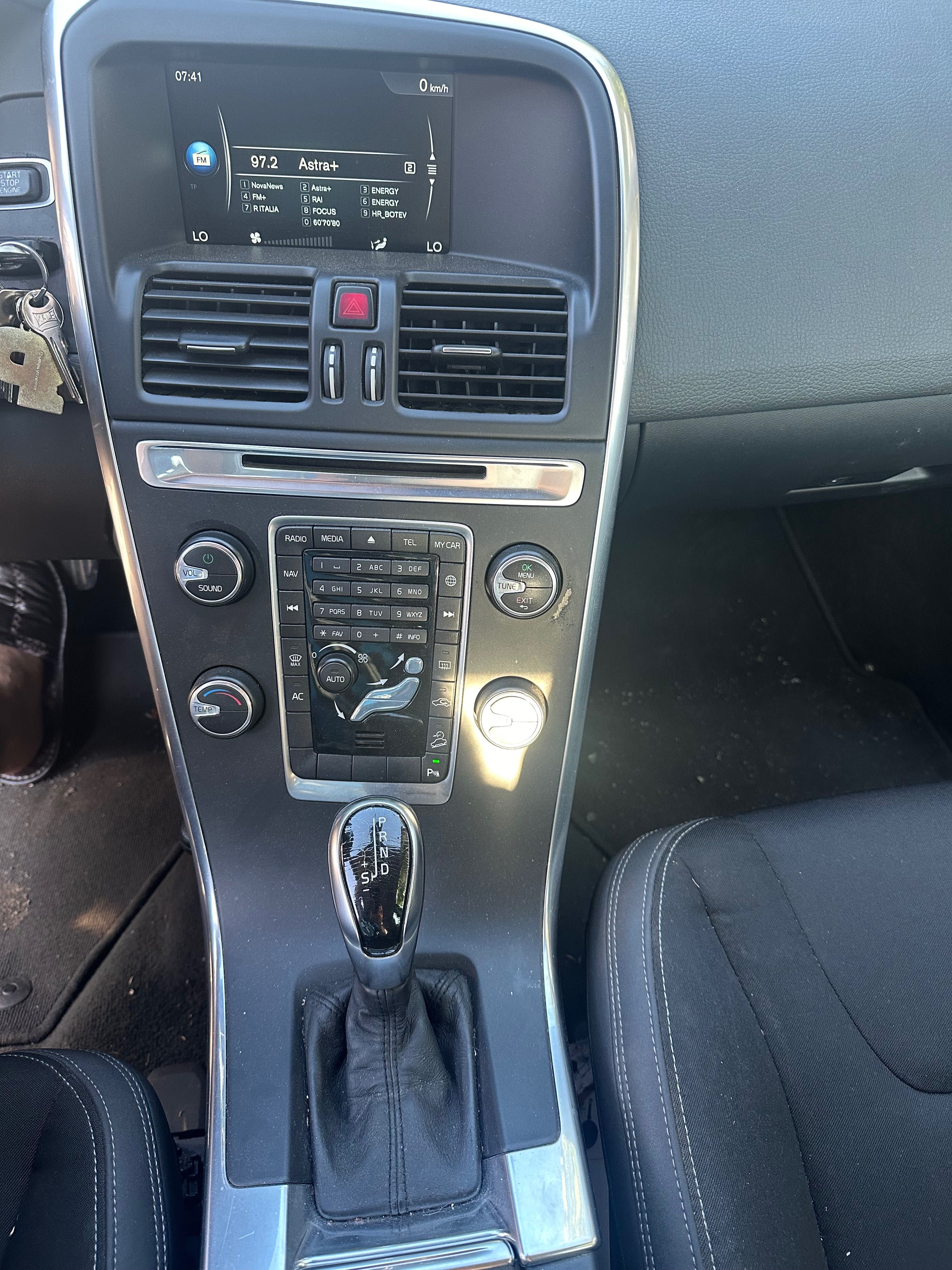 Волво ХС60 2014 facelift 2.4D AWD