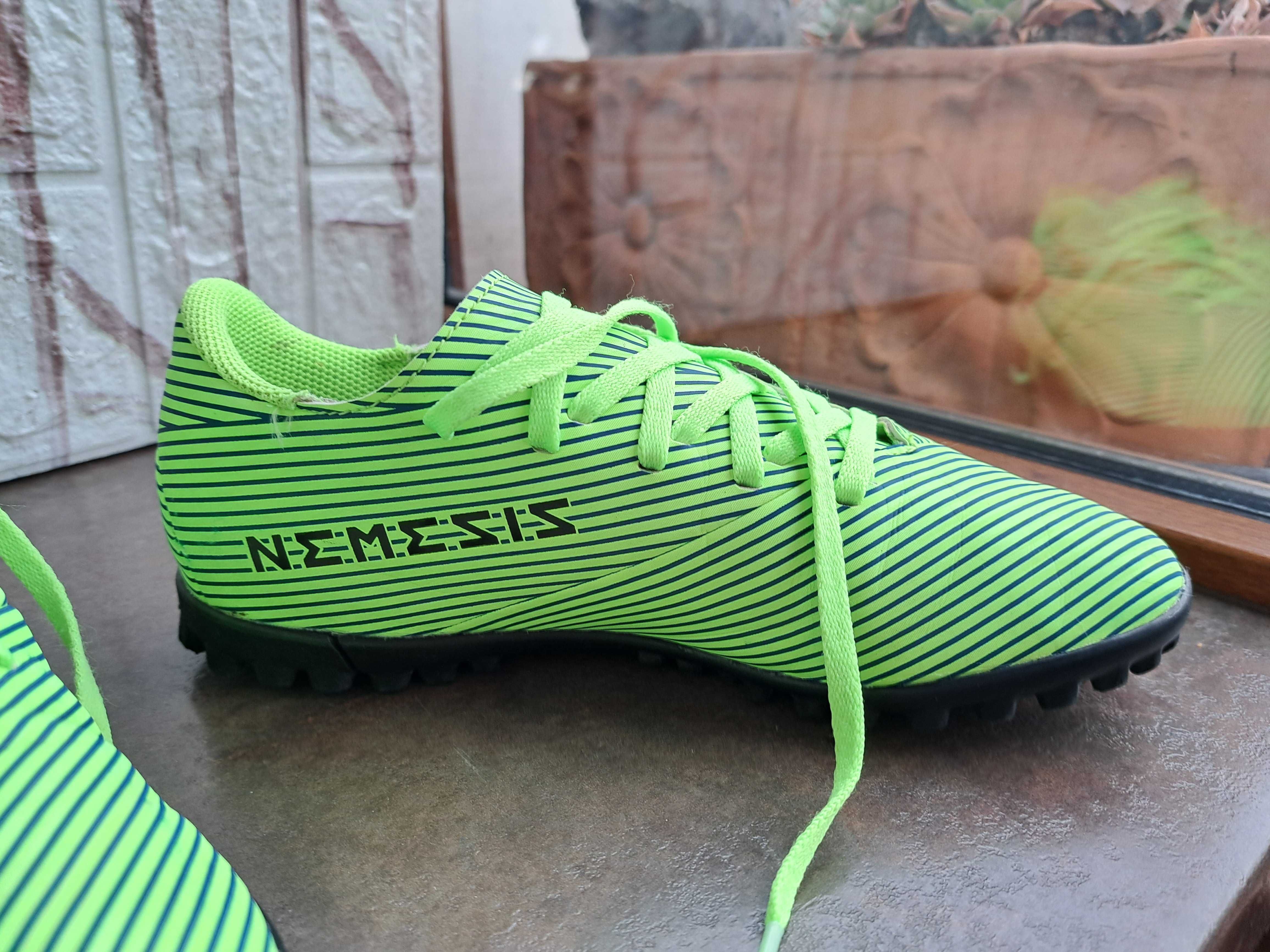 футболни стоножки,маратонки,кецове,спортни обувкиAdidas,адидас,36,5