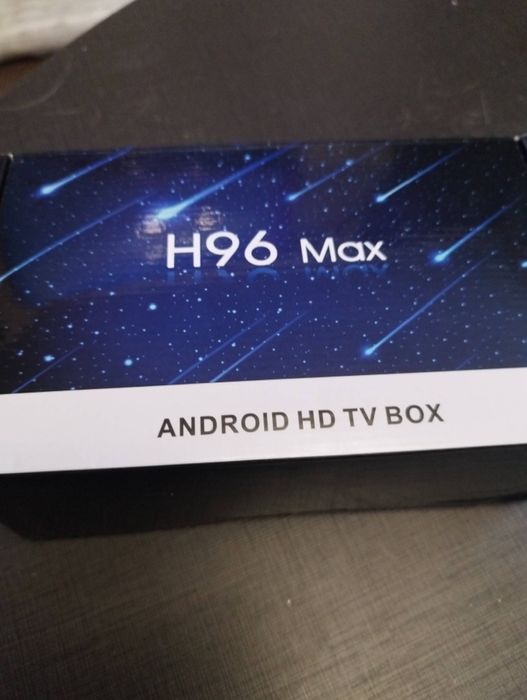 ТВ Бокс андроид новый H96 max плюс пульт, колонки и телевизор