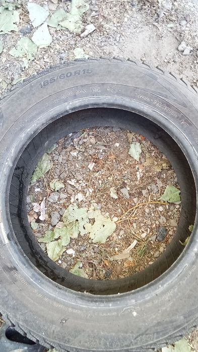 Продам шины R15 отл.сост