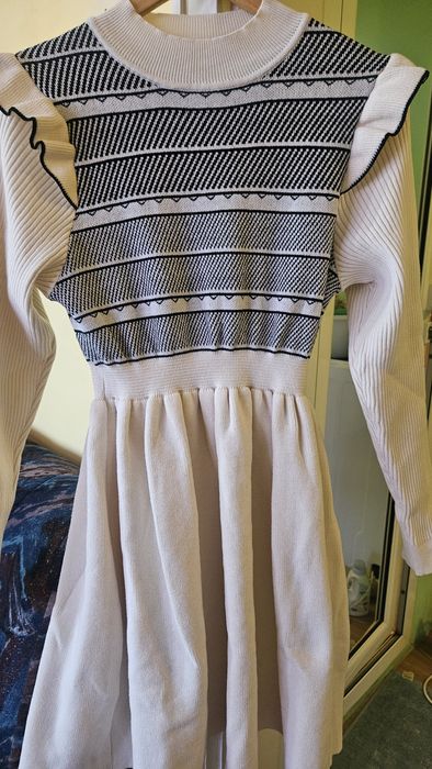 Шейн есенни рокли