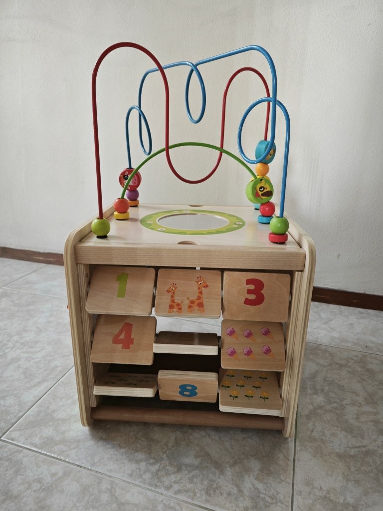 Куб за активности фермата Tooky Toy