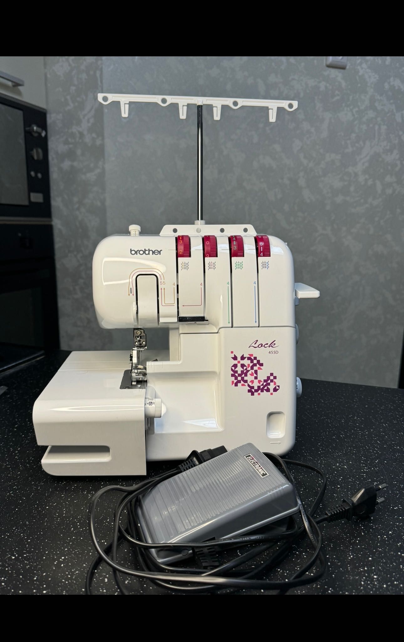 Оверлок Brother 455D