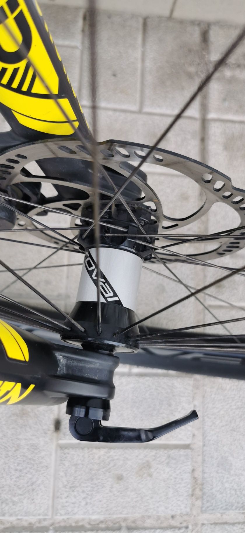 Карбонов велосипед 29 цола Specialized колело