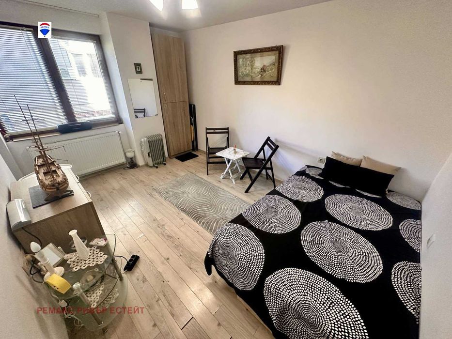 Дава се под наем Двустаен апартамент в Русе, Център - 62 кв.м за 357 € - Снимка #5