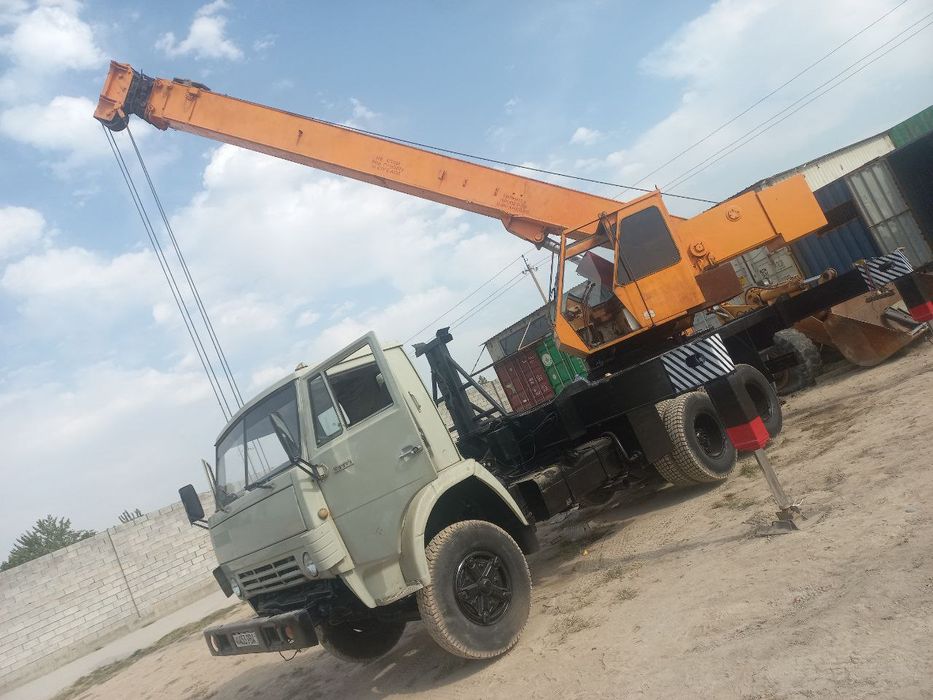 Авто кран 1995 йил