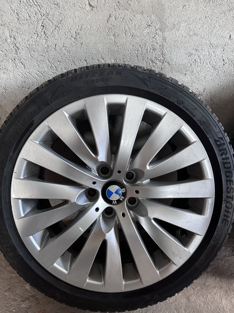 Vând jante BMW style 254 pe 18’ dotate cu anvelope de iarnă