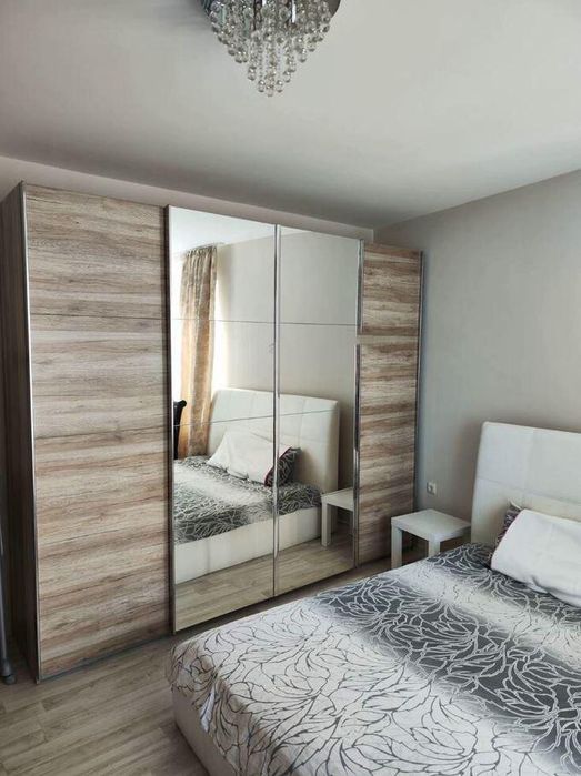 Дава се под наем Двустаен апартамент в Бургас, Славейков - 88 кв.м за 561 € - Снимка #4