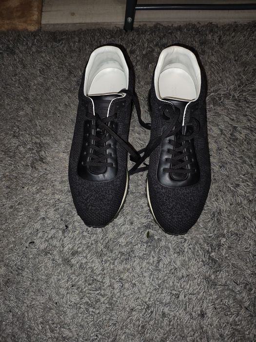 Adidasi Louis Vuitton..marimea 44