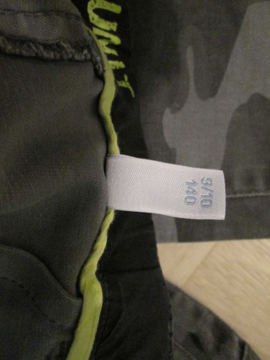 Камуфлажен панталон 9-10 г.