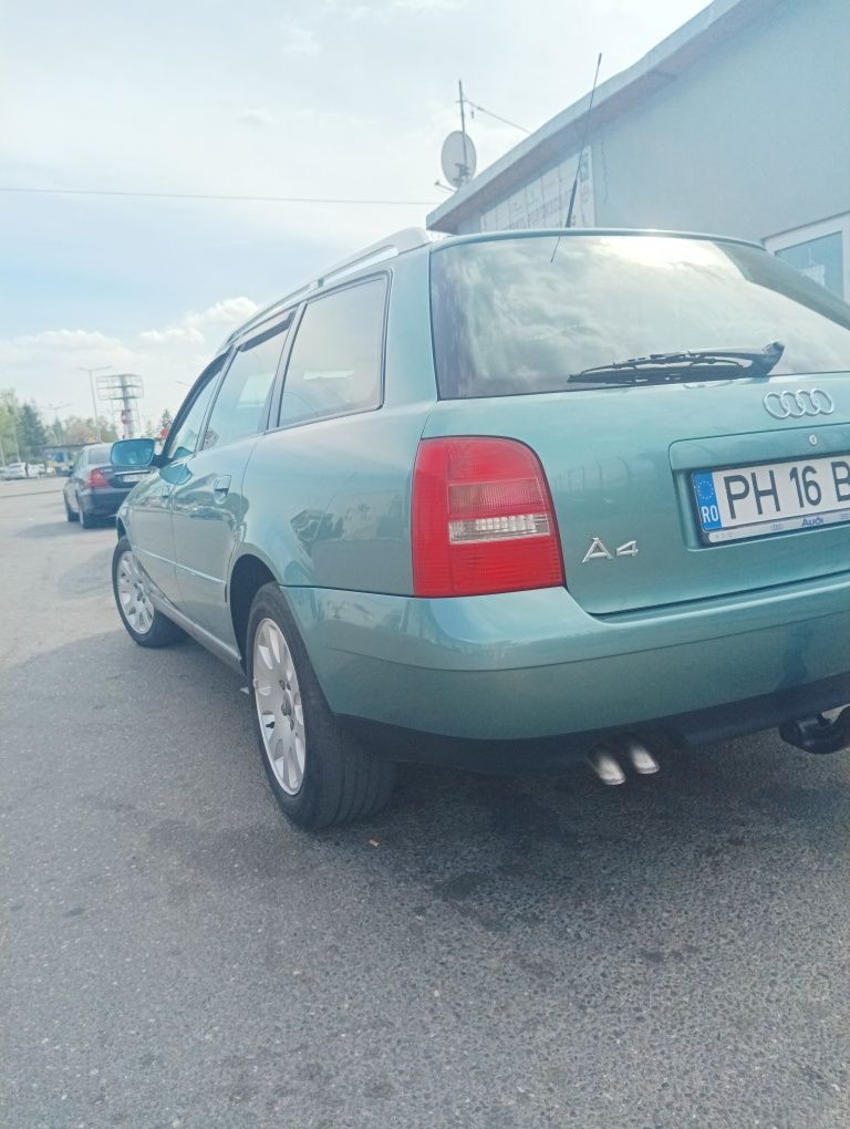 vând Audi A4 B5 2001