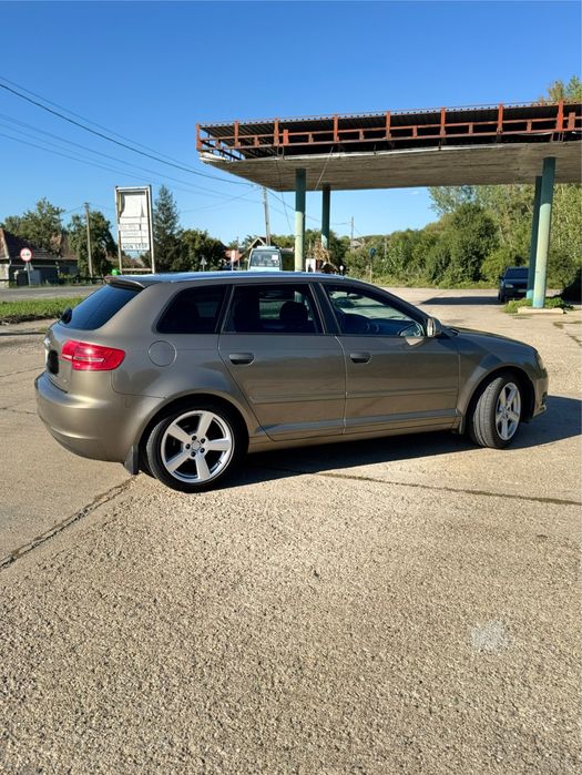 Audi A3  2010 1.8tfsi 160 cp E5