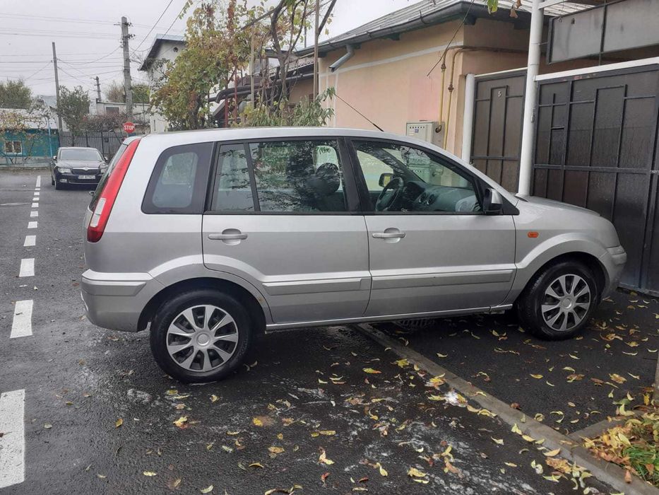 Ford Fusion, an fabricatie 2011, 1.4, benzina