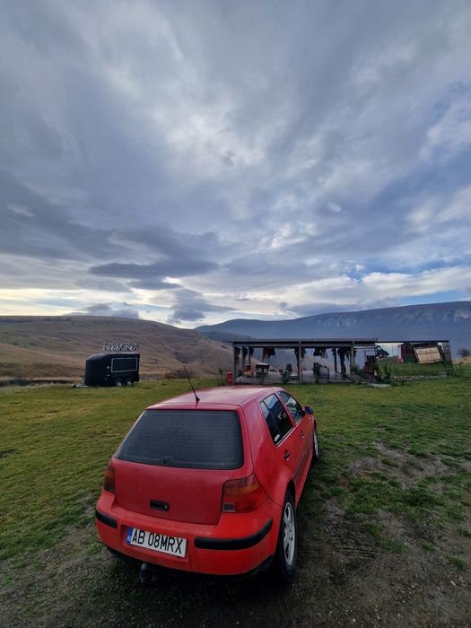 Vând golf 4 1.9tdi alh