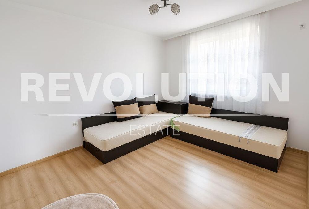 Дава се под наем Тристаен апартамент в Варна, Победа - 78 кв.м за 800 € - Снимка #2