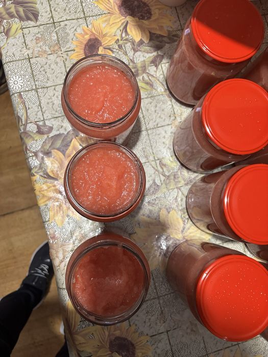 Доматено пюре от розови домати