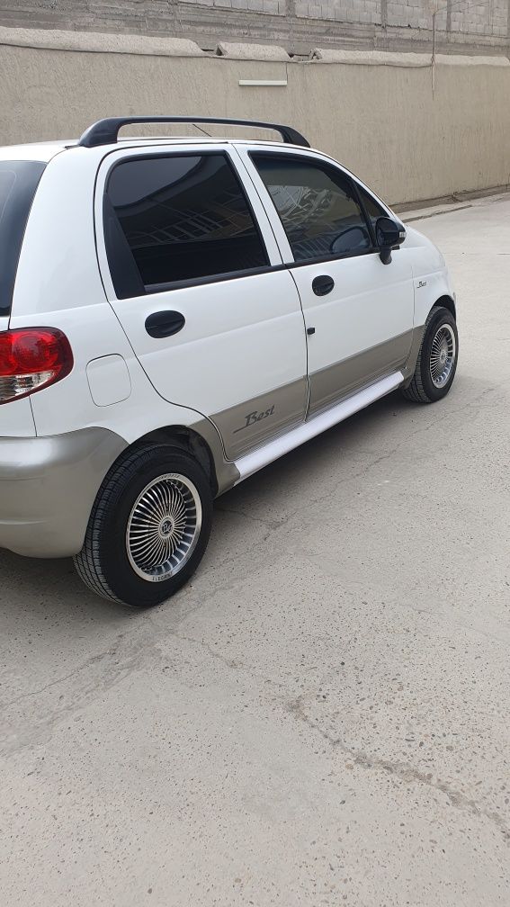 Elegant R13 xolati yaxshi