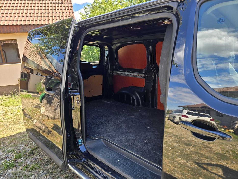 Peugeot Expert 2018, 180 cp furgoneta