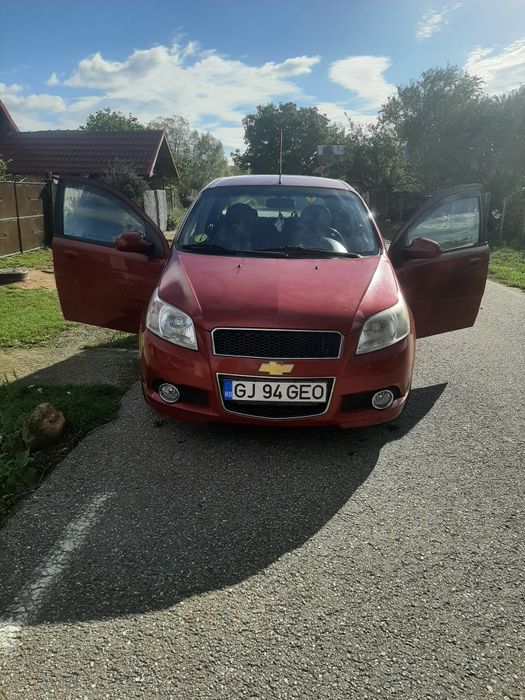Vând Chevrolet AVEO