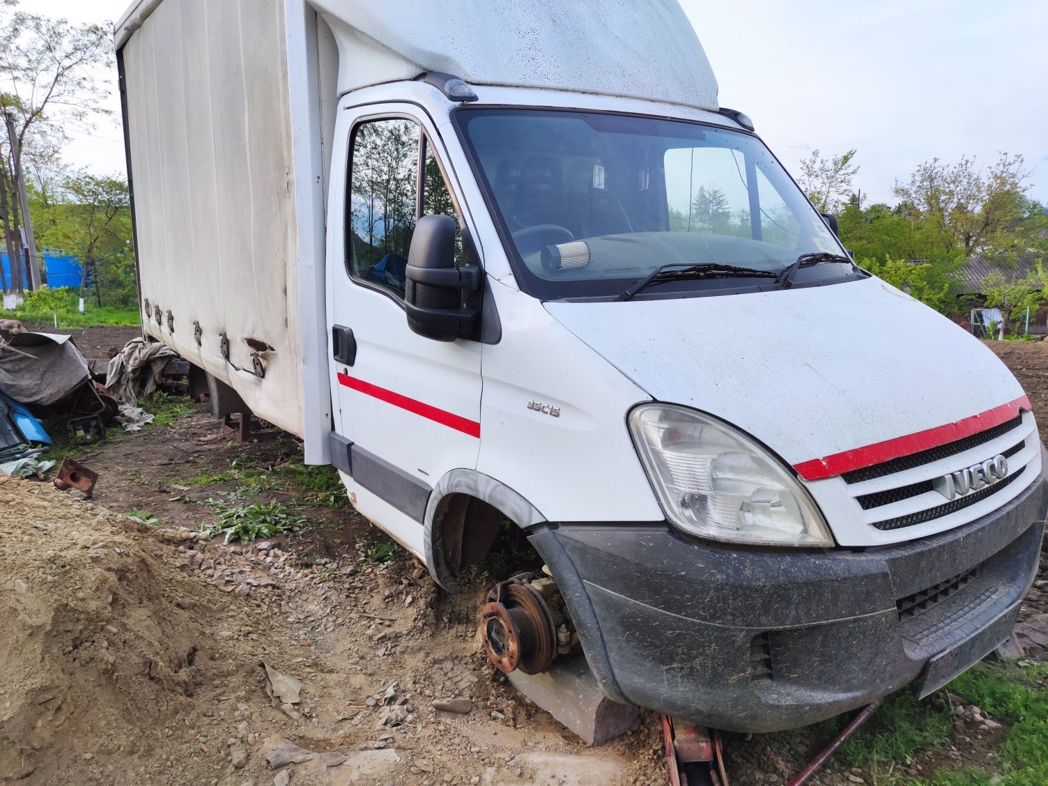 Se dezmembrează Iveco daily