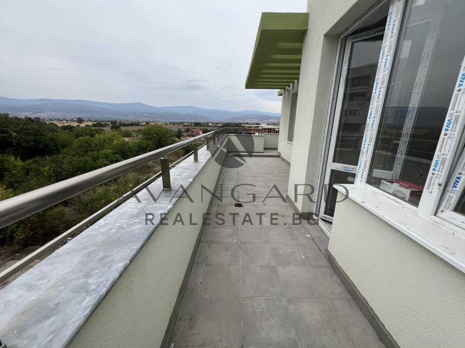 Продава се Тристаен апартамент в Пловдив, Христо Смирненски - 120 кв.м за 1084 €/кв.м - Снимка #12