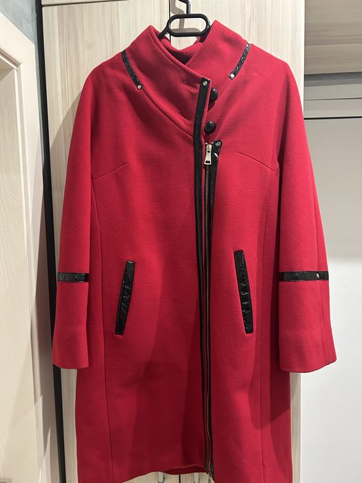 Палто страхонет цвят