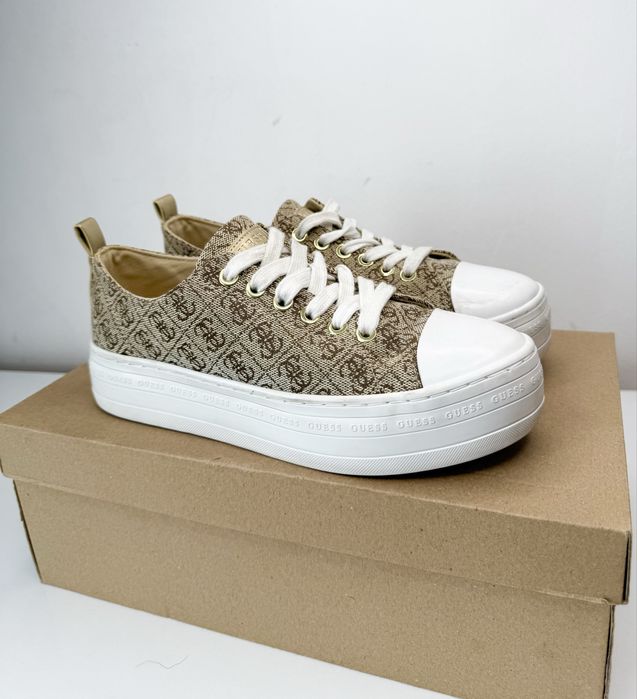 Guess Brigs 4G  ( 37) Маратонки за бягане