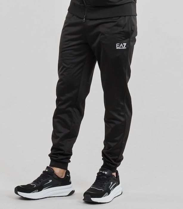 Продам оригинальные спортивные штаны  от ЕА7