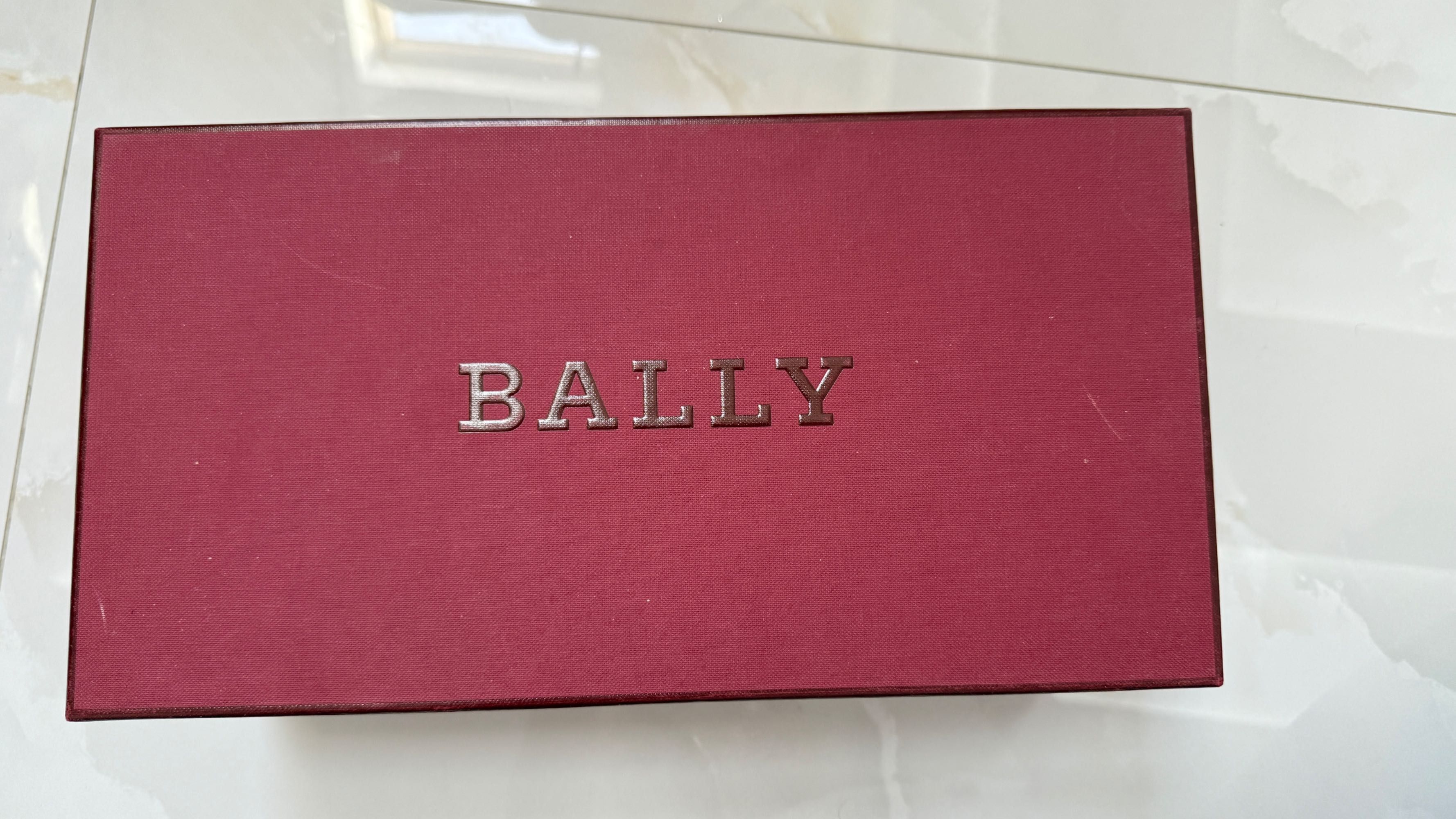 Мъжки обувки Bally