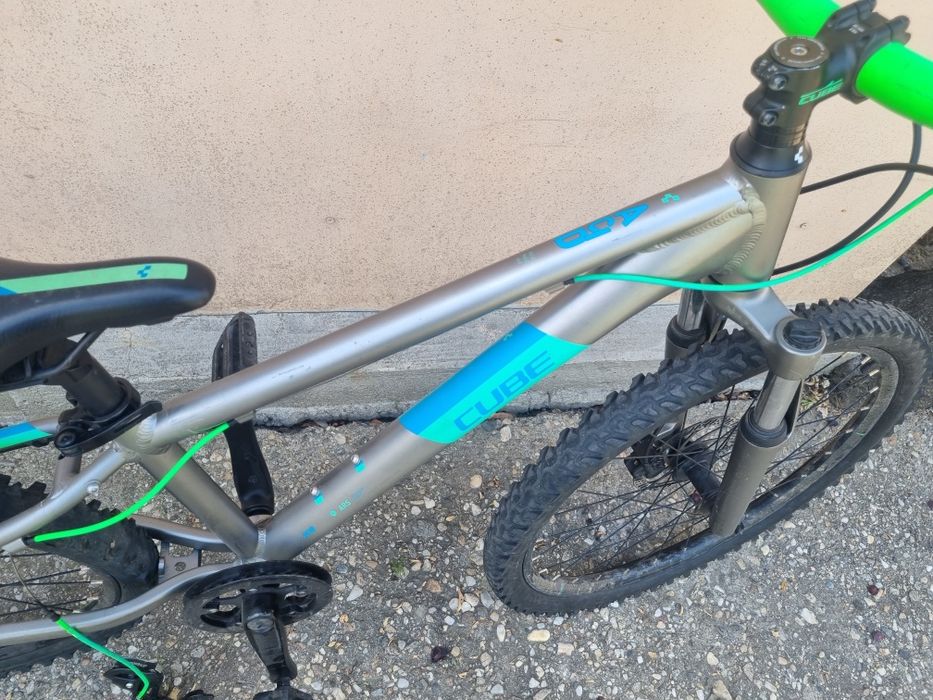 Bicicleta copii cube Acid 24 frana disc, defecta