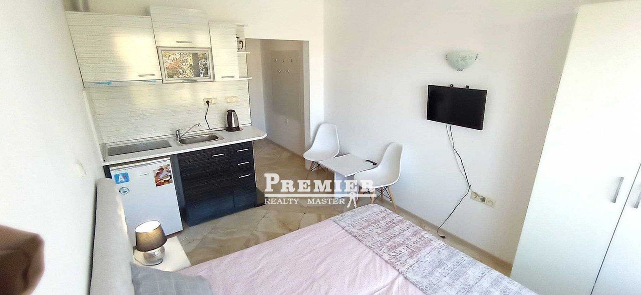 Продава се Едностаен апартамент в к.к. Слънчев бряг - 24 кв.м за 1625 €/кв.м - Снимка #8