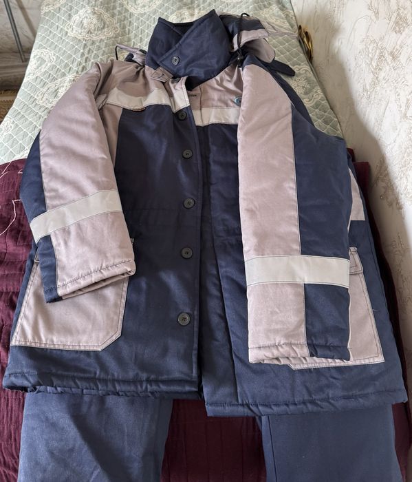 Продам теплую зимнюю спецовку комплект