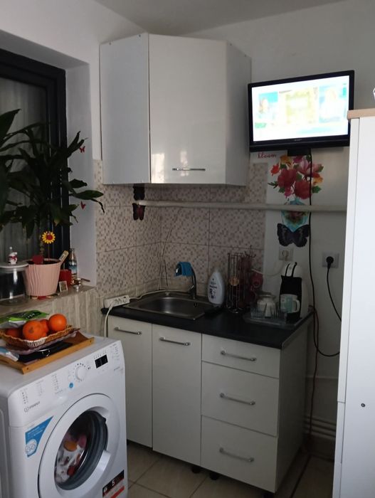 Inchiriez garsoniera regim hotelier