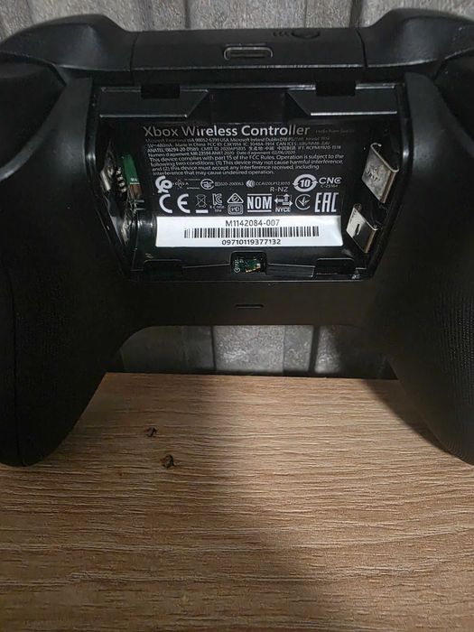 Безжичен контролер Microsoft - Black (Xbox One/Series S/X)