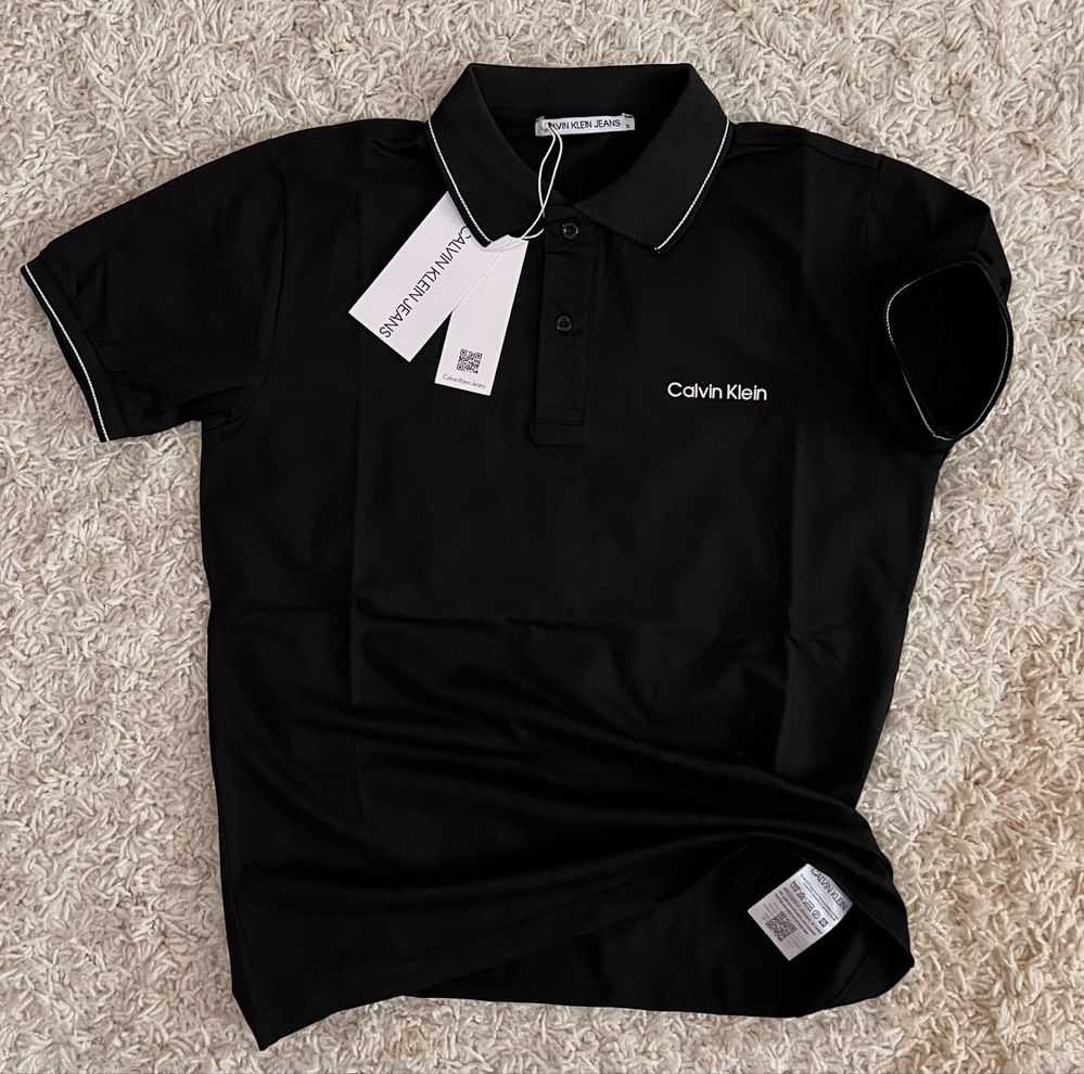 Tricou Calvin klein model nou
